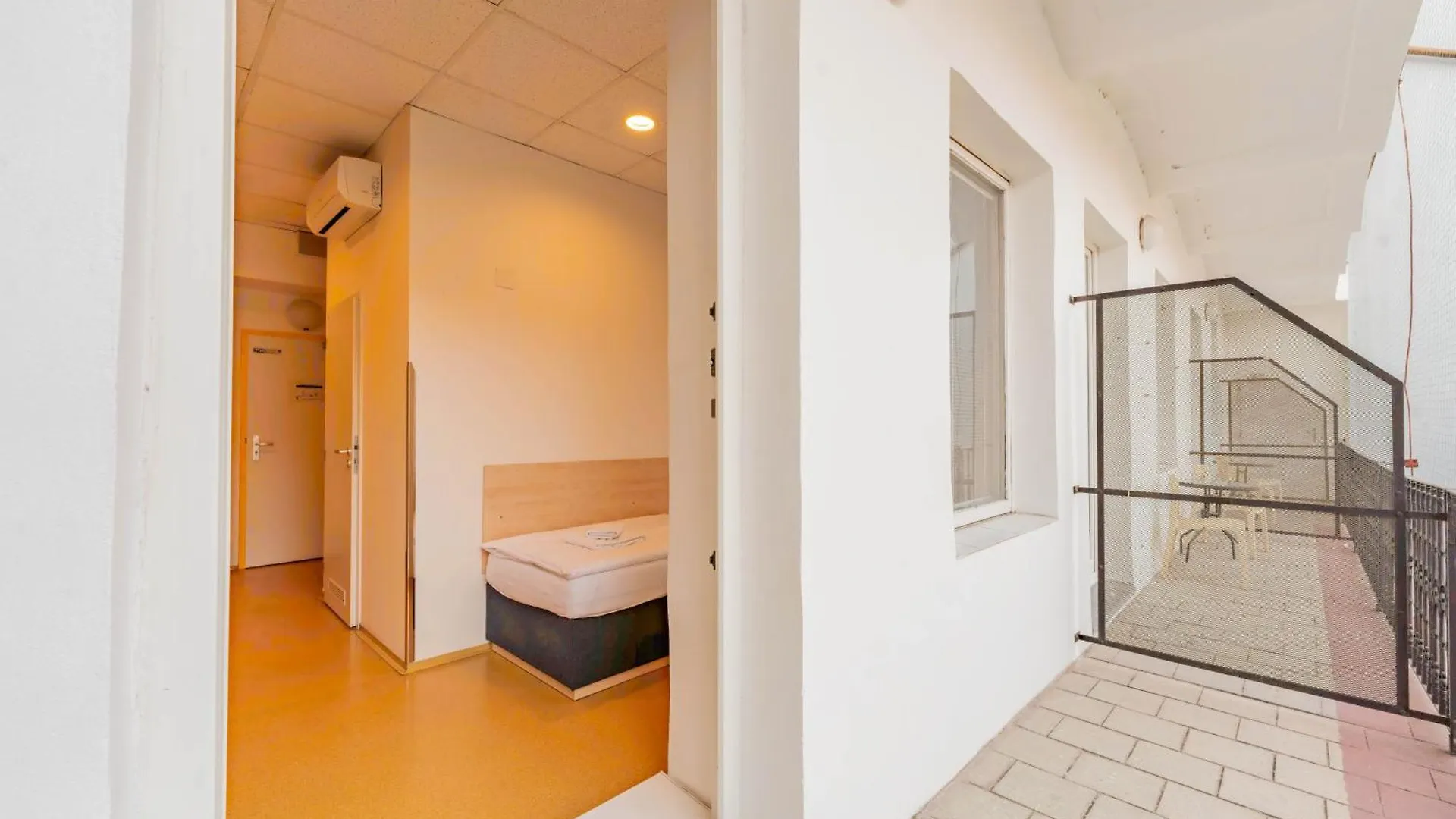 Drunken Monkey Hostel Prague Czech Republic