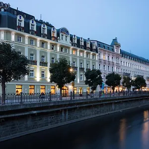 https://kolonada.karlovyvary-hotels.com